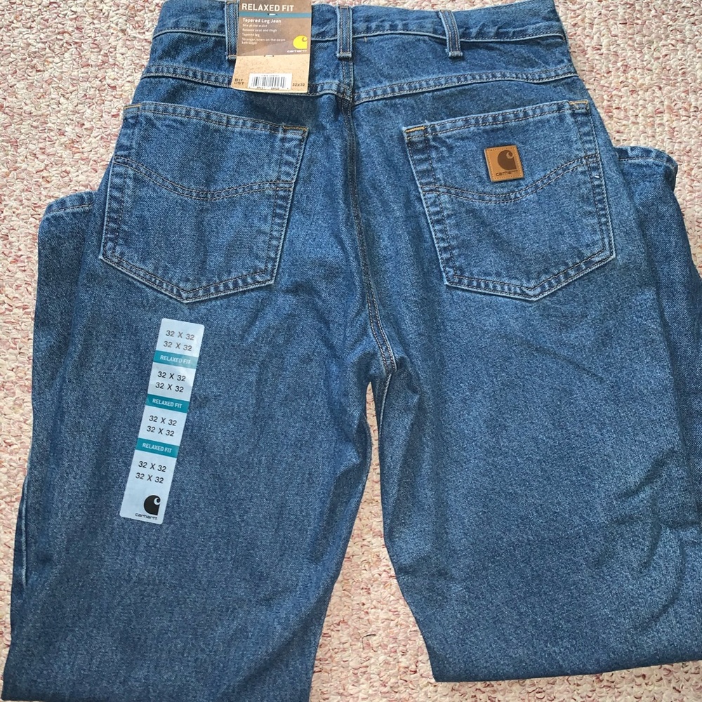 NWT Men’s Carhartt relaxed fit jeans
